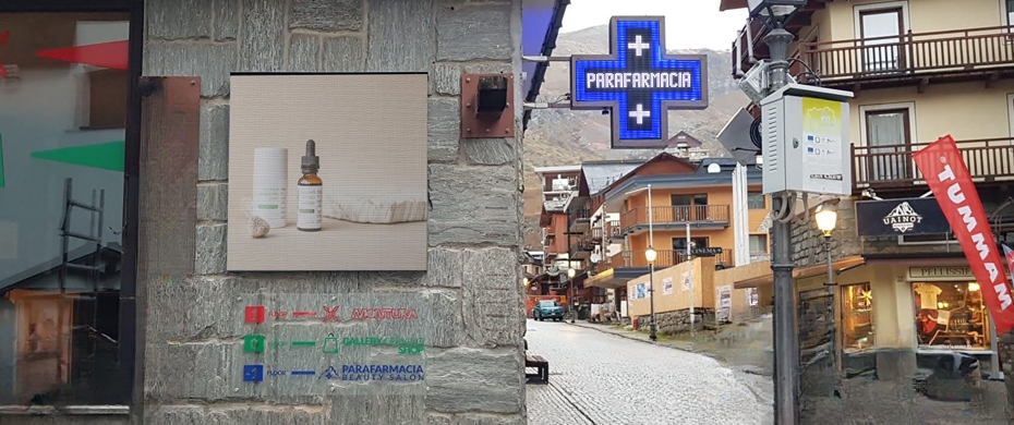 croce LED per Parafarmacia croce LED per Parafarmacia
